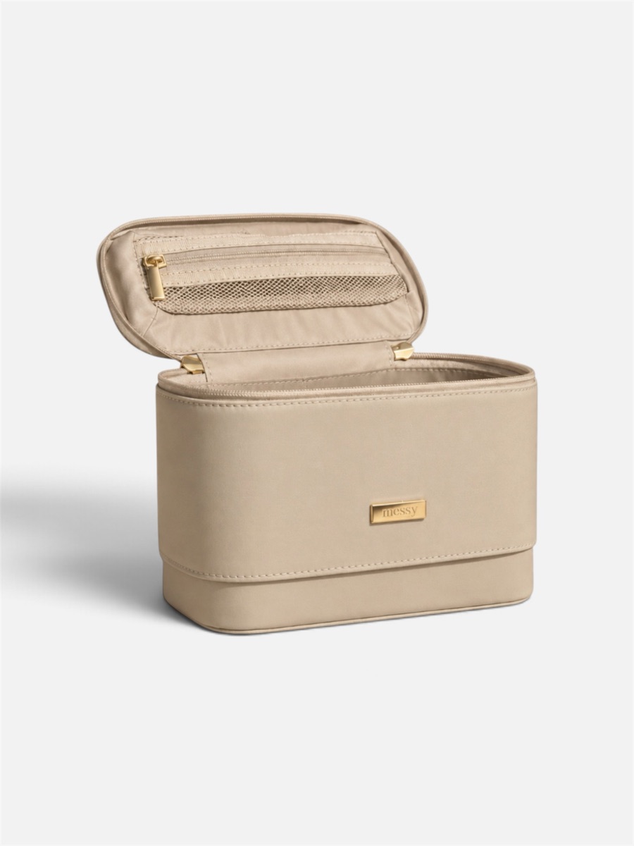 Flex Makeup Bag