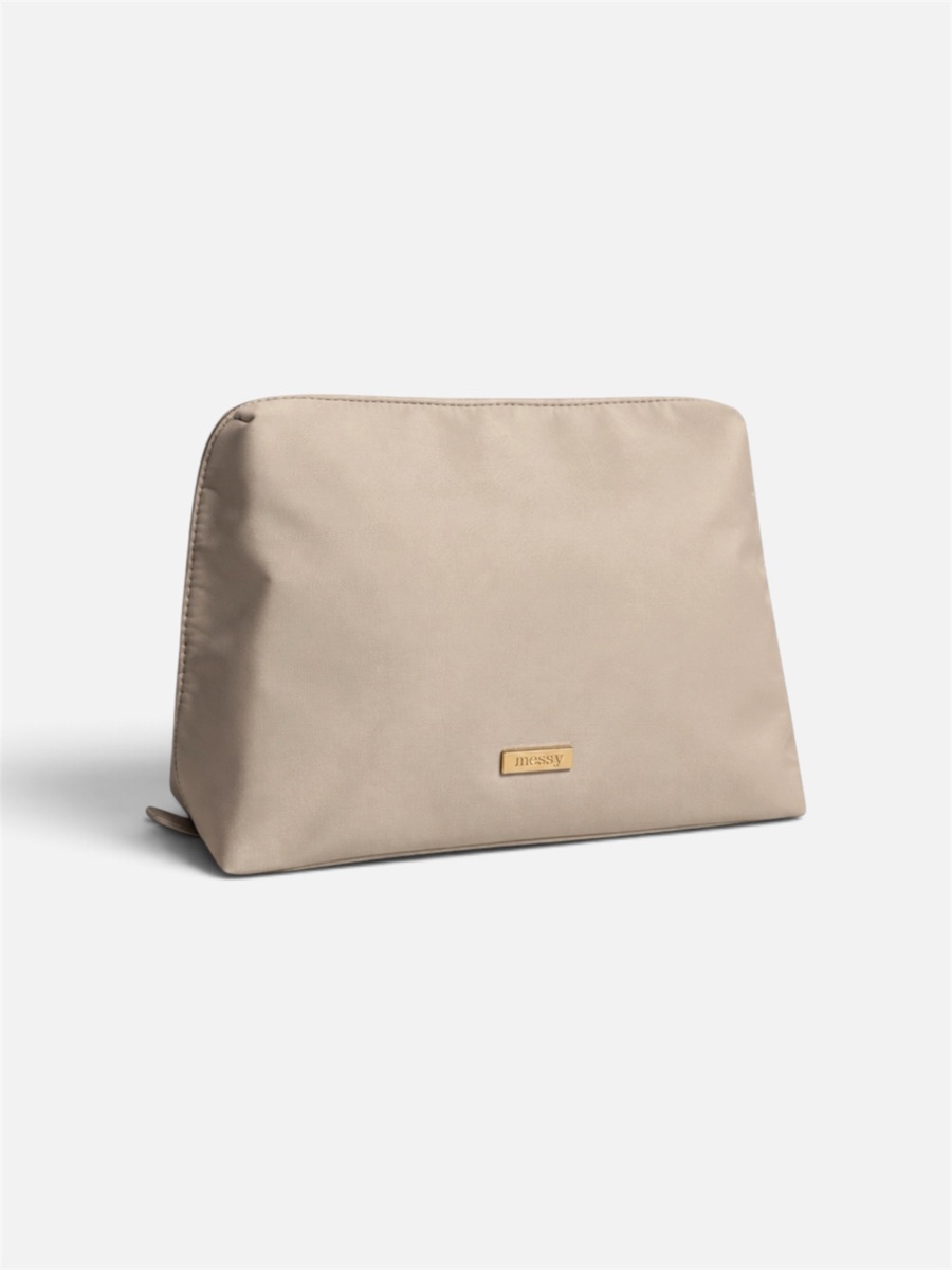 Slim Pouch